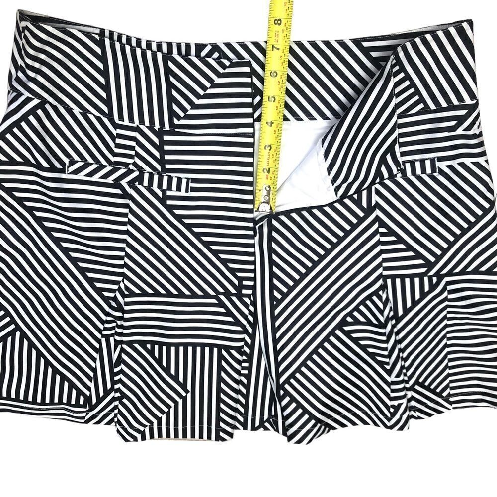 GGblue Luxe Skirt Skort Tennis Golf Geometric Print Bottom Flare Sz 16 NWOT - Picture 10 of 12